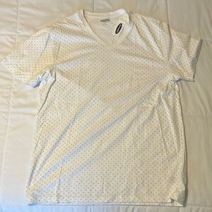 Old Navy White & Navy Polkadot Pattern V-Neck T-Shirt, Medium (Men’s)
